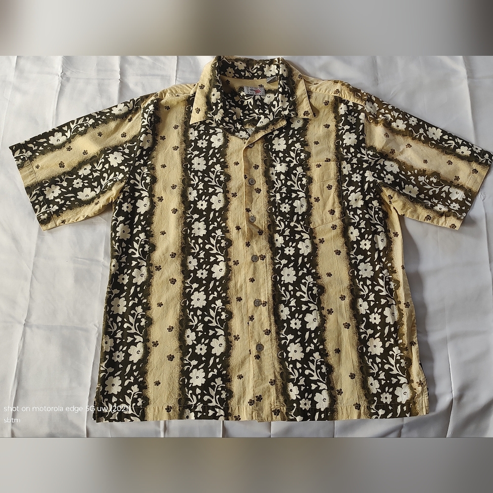 Perry Ellis Floral Green Men Shirt Hawaii Button Shirt Large Cotton Neutral